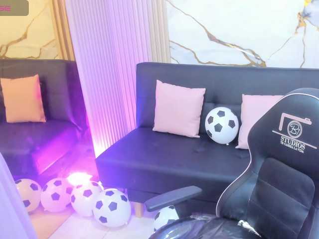 Athenaa-tay live cam on BongaCams