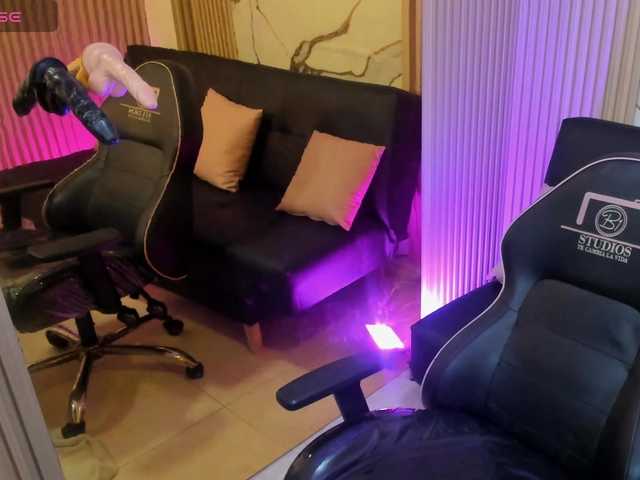 Athenaa-tay live cam on BongaCams
