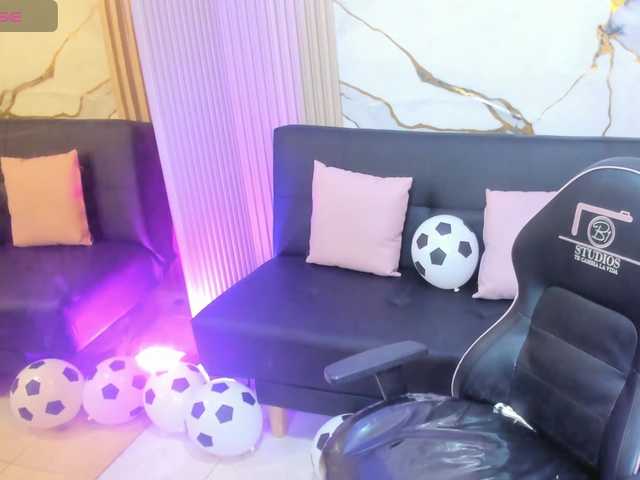 Athenaa-tay live cam on BongaCams