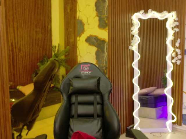 Athenaa-tay live cam on BongaCams