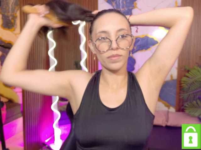 Athenaa-tay live cam on BongaCams