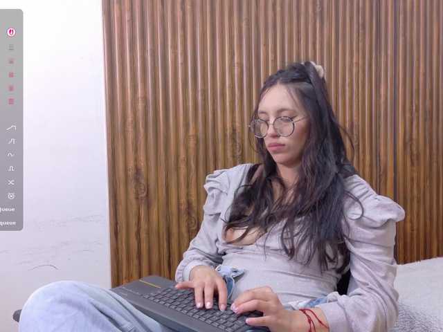 Athenaa-tay live cam on BongaCams