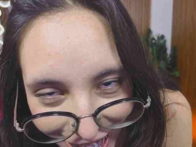Athenaa-tay