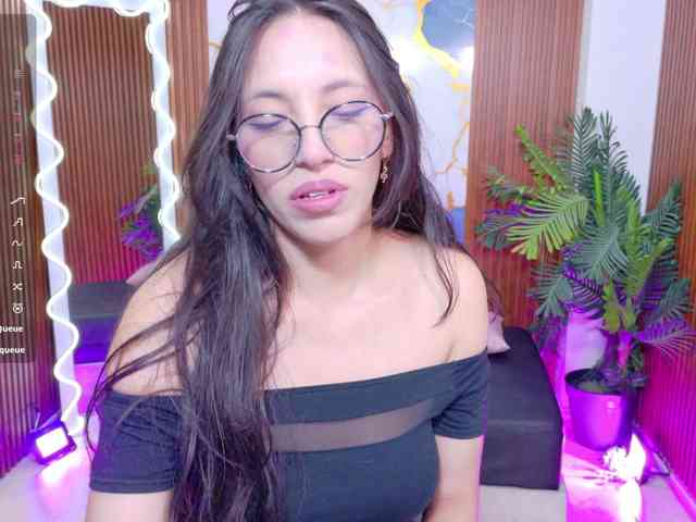 Athenaa-tay webcam