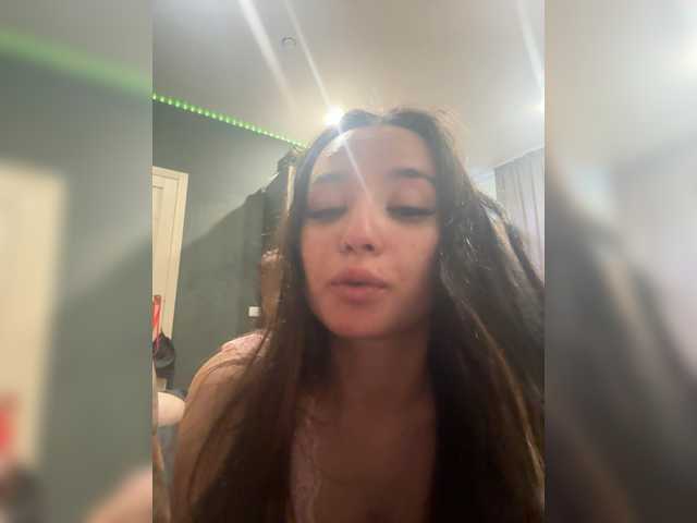 Live трансляция KroshkiSofaArt - slutnetki.online