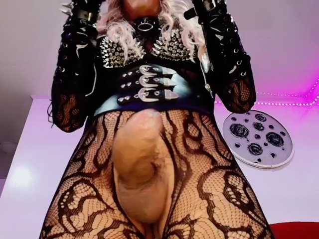 Mistress-21cm live cam preview