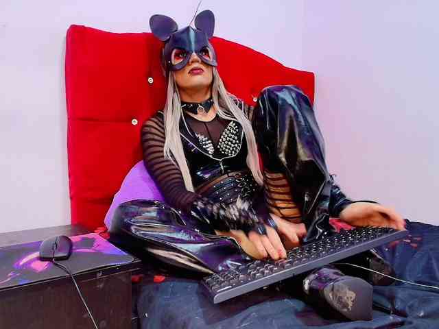 Mistress-21cm Sex Cam Show