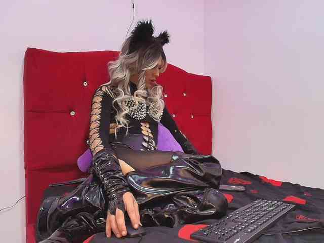 Mistress-21cm Sex Cam Show
