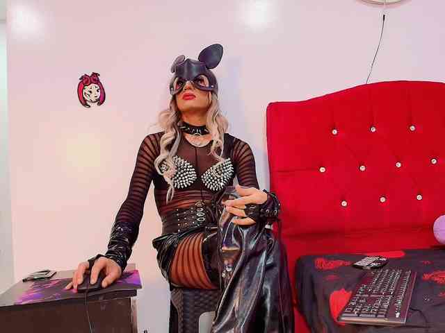 Mistress-21cm Live Webcam on BongaCams