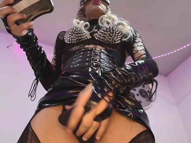 Mistress-21cm Sex Cam Show
