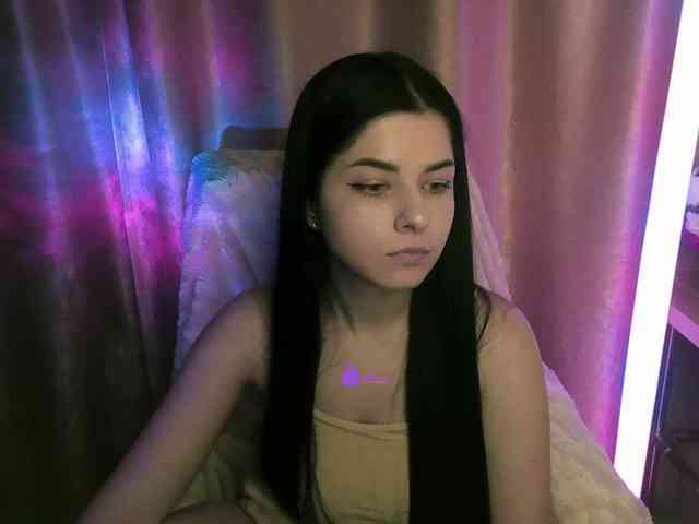 Vishnyaaaa webcam
