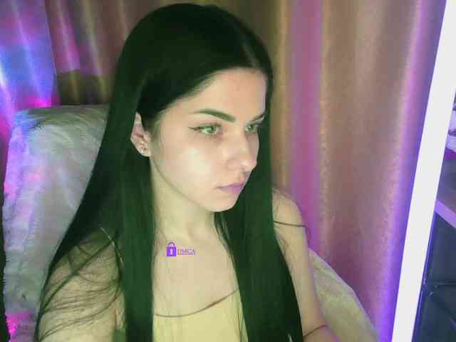 Vishnyaaaa webcam