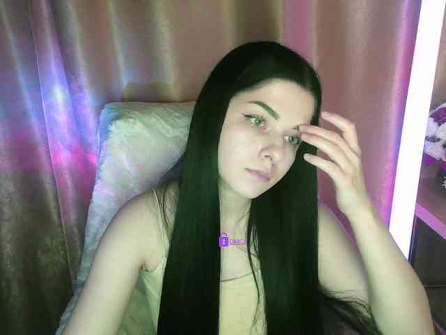 Vishnyaaaa webcam