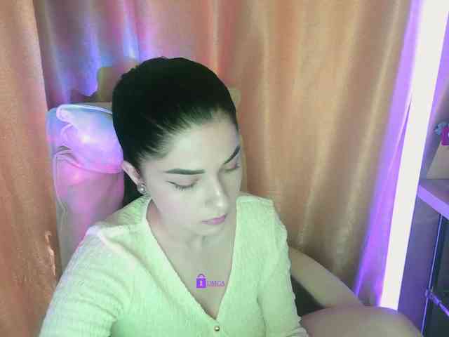 Vishnyaaaa webcam