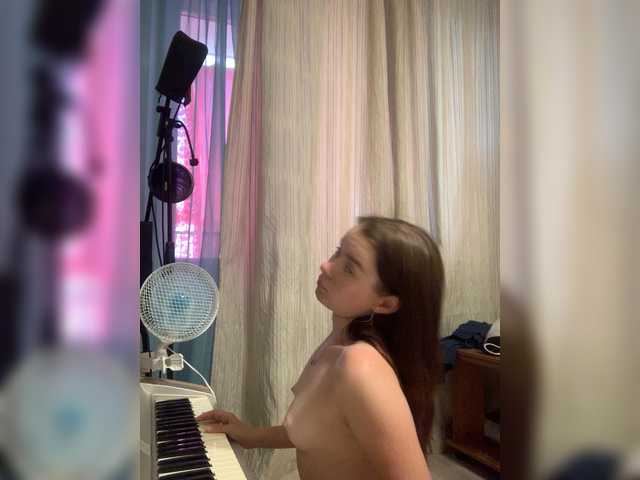 Monika-krasotaya live cam on BongaCams