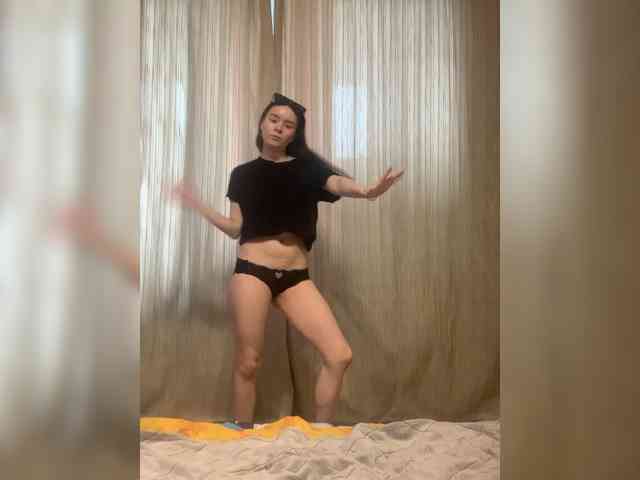 Monika-krasotaya webcam