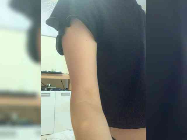 Monika-krasotaya webcam