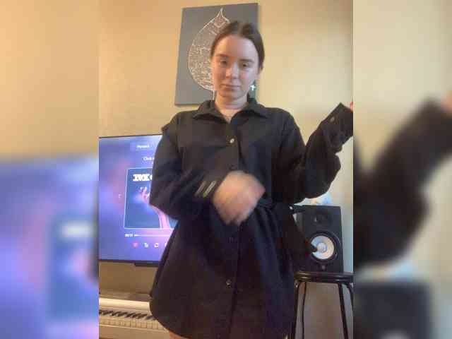 Monika-krasotaya webcam