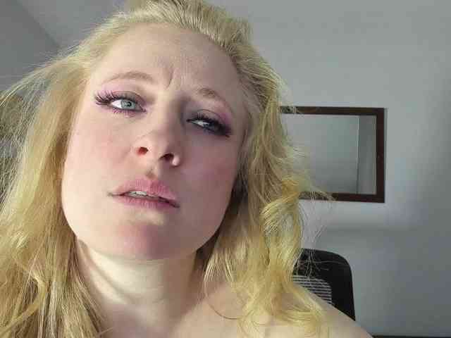 AliceC4t01 webcam