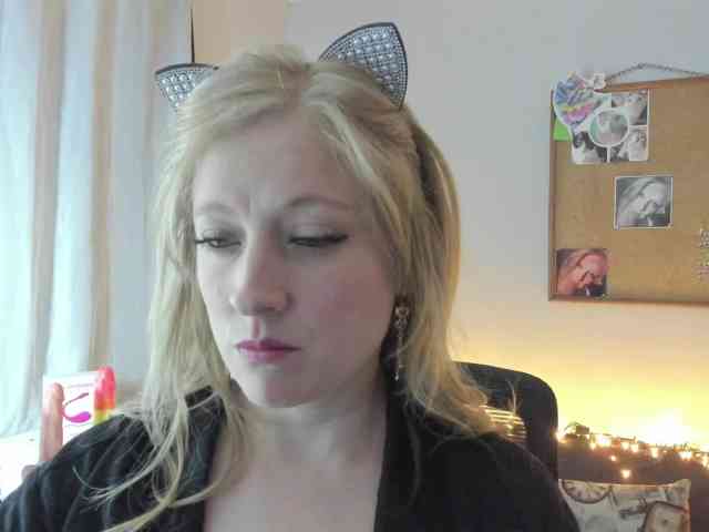 AliceC4t01 webcam