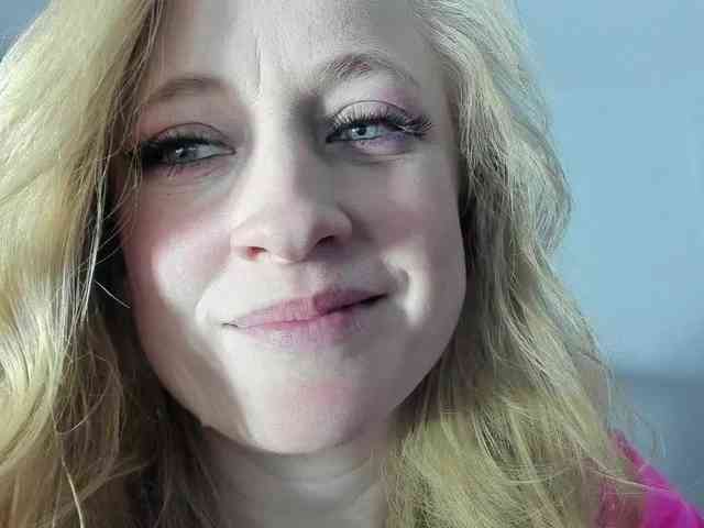 AliceC4t01 webcam