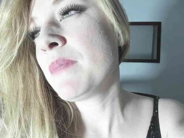 AliceC4t01 webcam