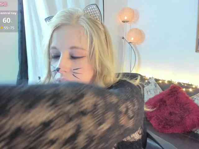 AliceC4t01 webcam