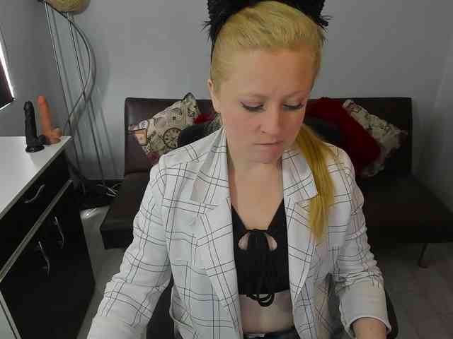 AliceC4t01 webcam