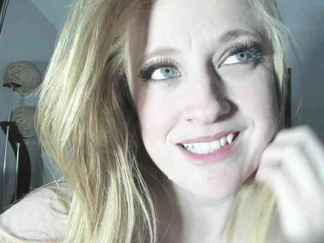 AliceC4t01 webcam