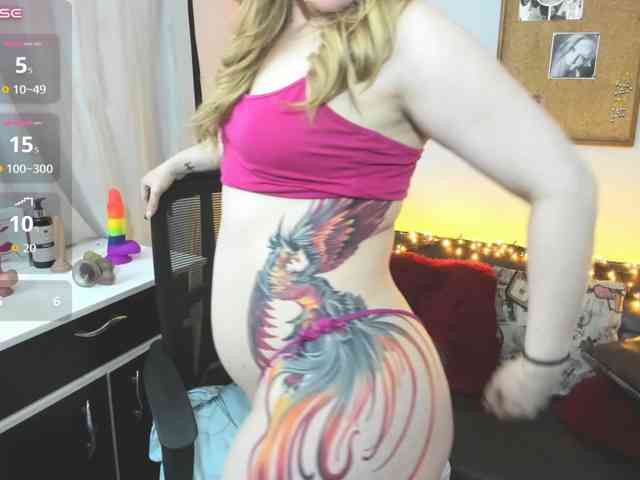 AliceC4t01 Live Webcam on BongaCams