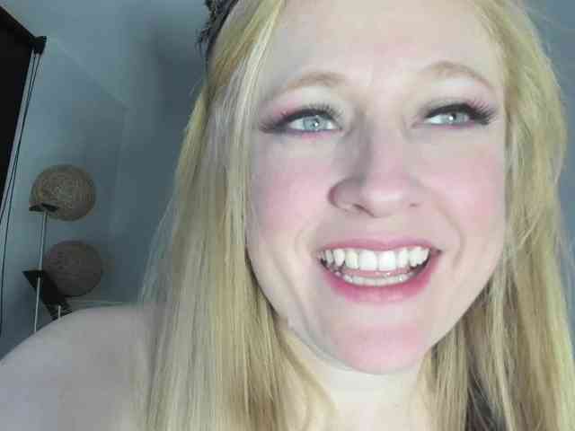 AliceC4t01 webcam