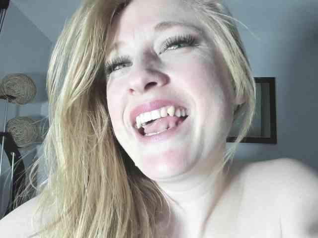 AliceC4t01 webcam