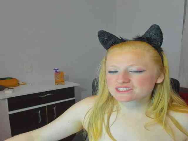 AliceC4t01 webcam