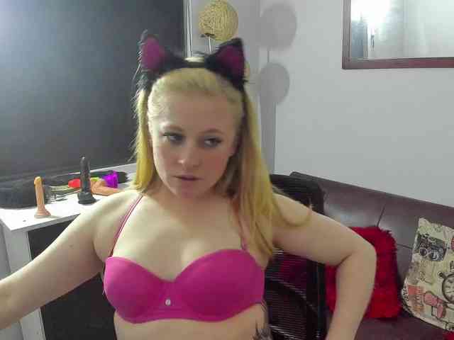 AliceC4t01 webcam