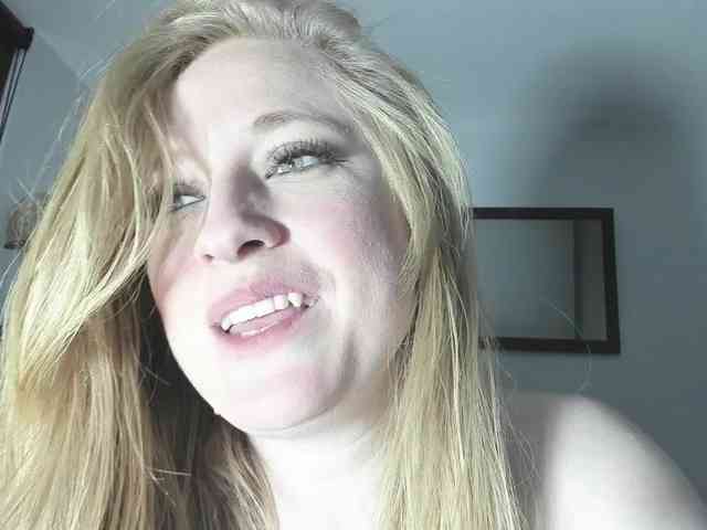AliceC4t01 webcam