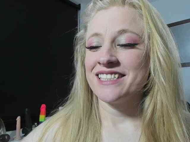 AliceC4t01 webcam