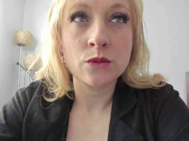 AliceC4t01 webcam