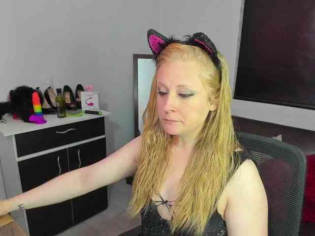 AliceC4t01