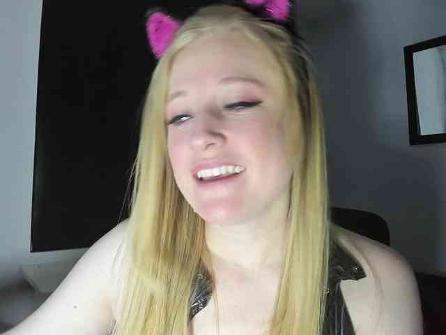 AliceC4t01 webcam