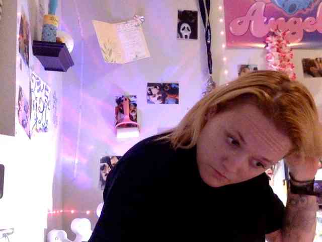 blondebytchxo webcam