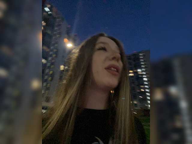 sashhhkino live cam on BongaCams
