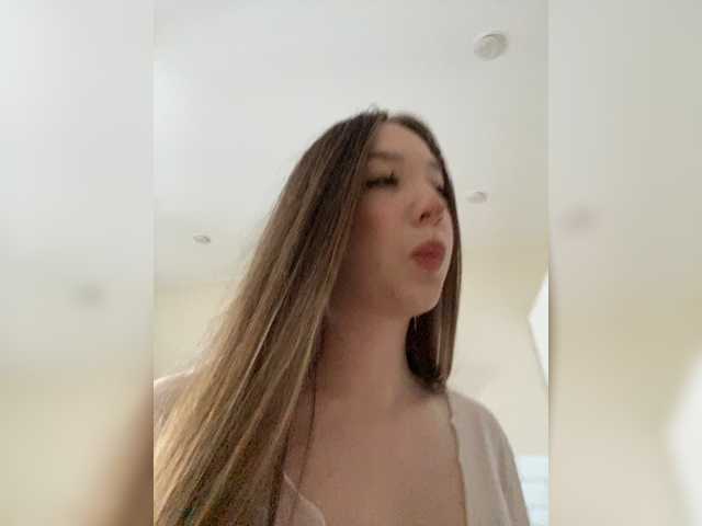 sashhhkino live cam on BongaCams