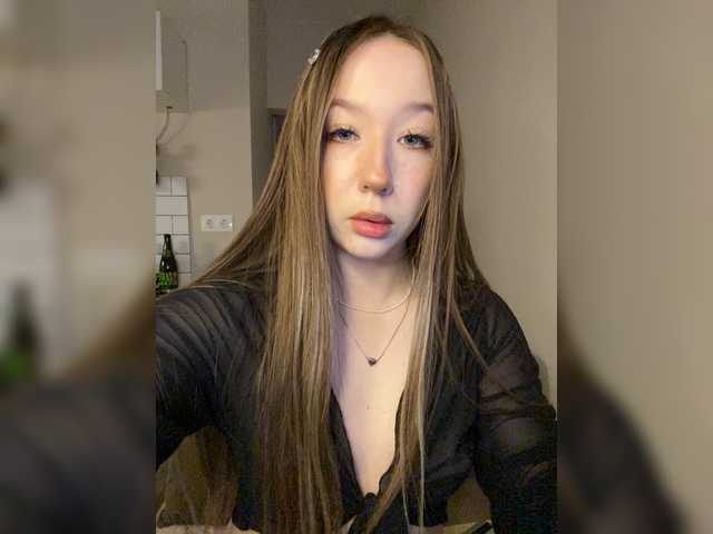 sashhhkino live cam on BongaCams