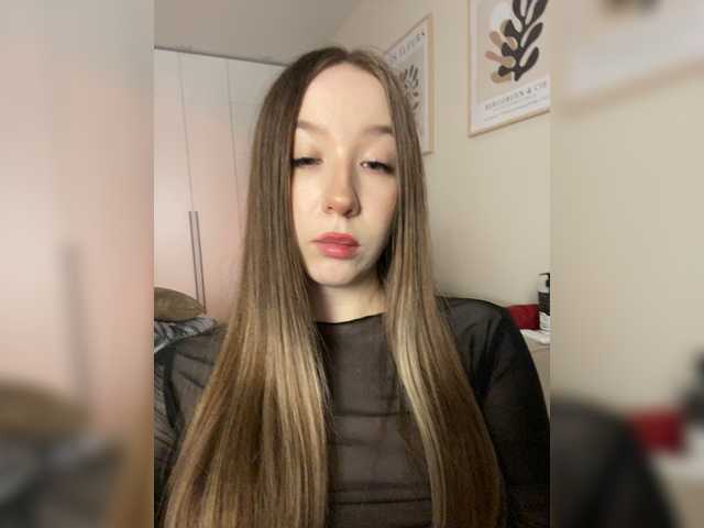 sashhhkino live cam on BongaCams