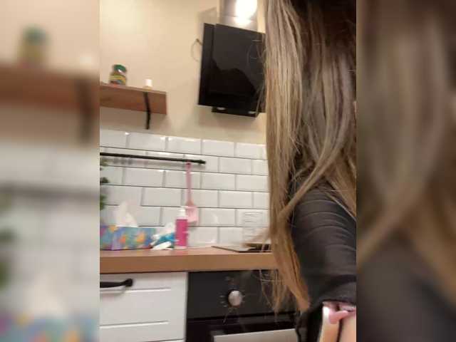 sashhhkino live cam preview