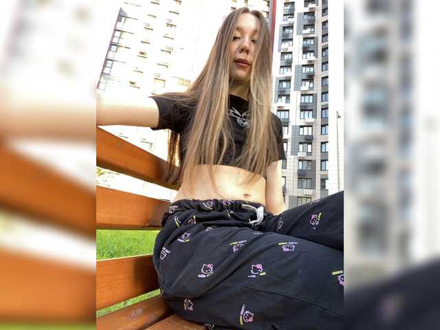 sashhhkino live cam on BongaCams