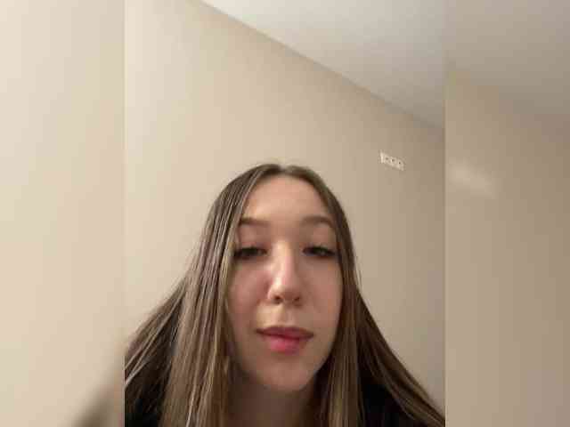 sashhhkino Sex Cam Show