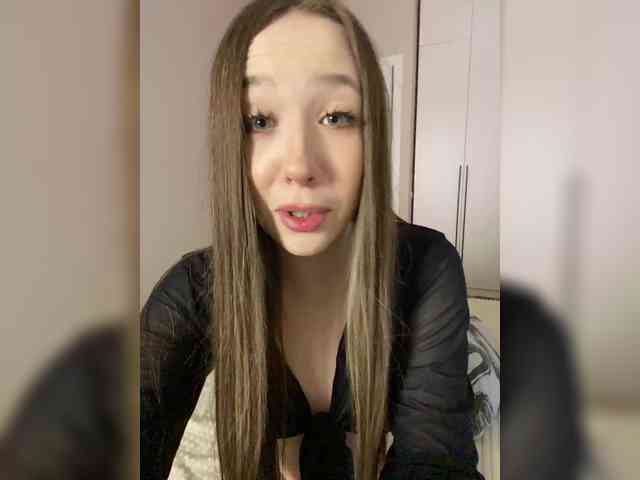 sashhhkino Sex Cam Show