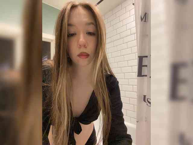 sashhhkino Sex Cam Show