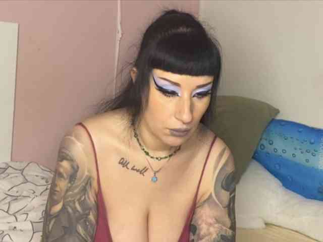 MarinaShalavina webcam